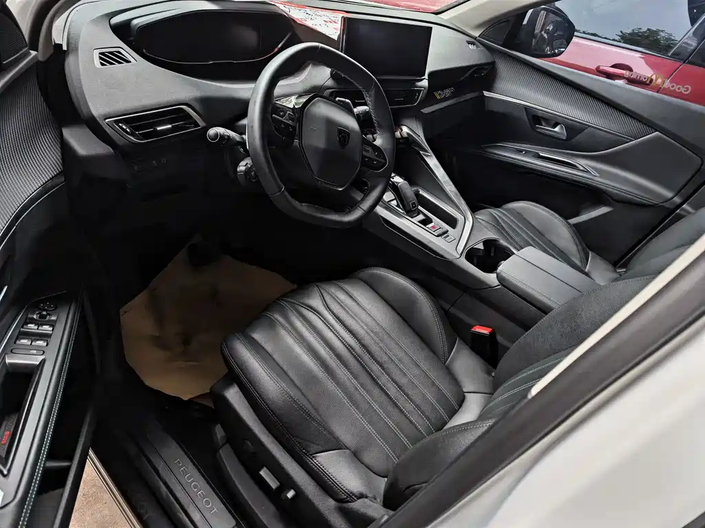 Peugeot 5008 2022