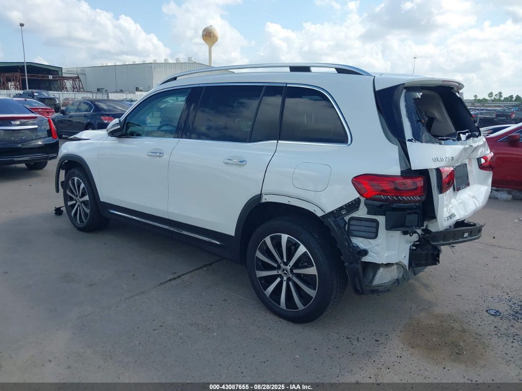 Mercedes-Benz GLB 2023