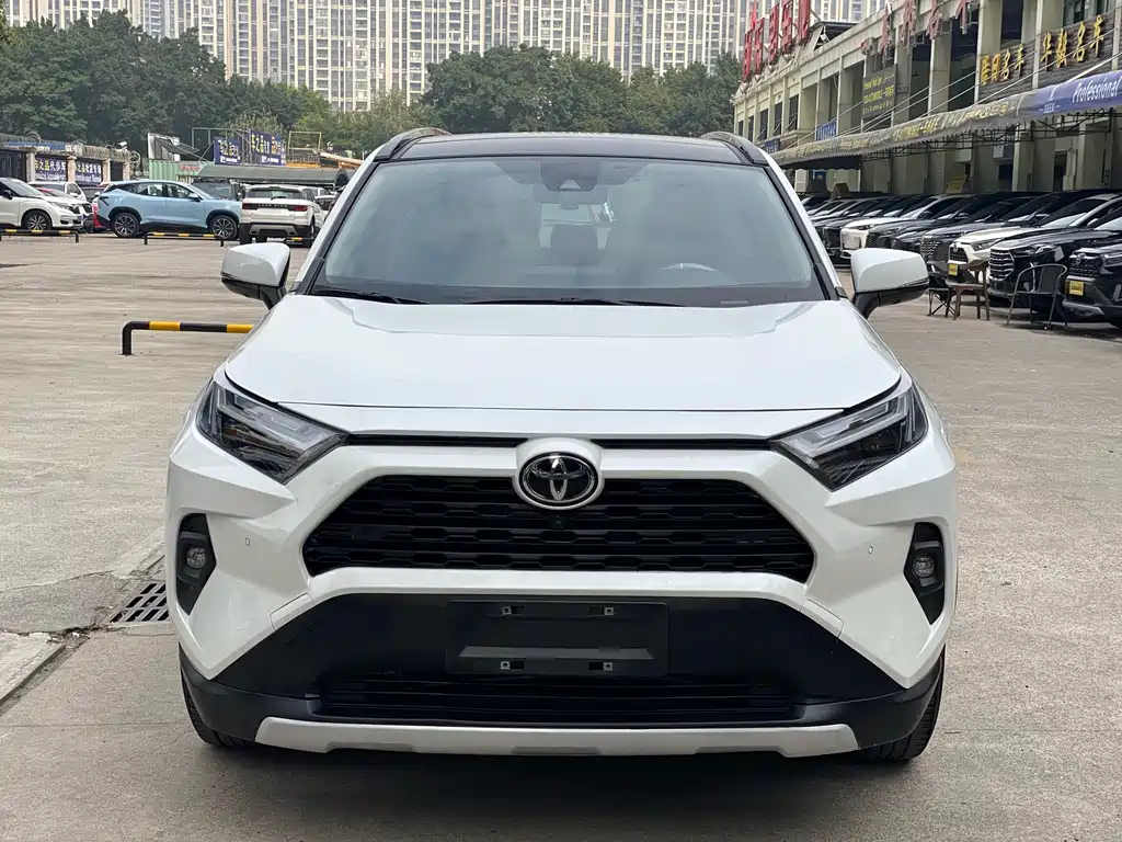 Toyota RAV4 2023