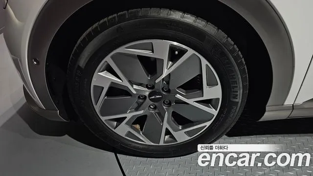 Genesis GV60 2022
