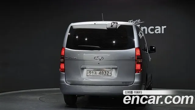 Hyundai Starex 2021