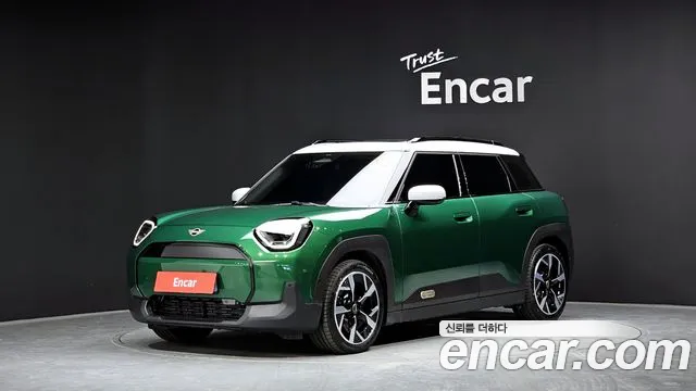 Mini Aceman 2025