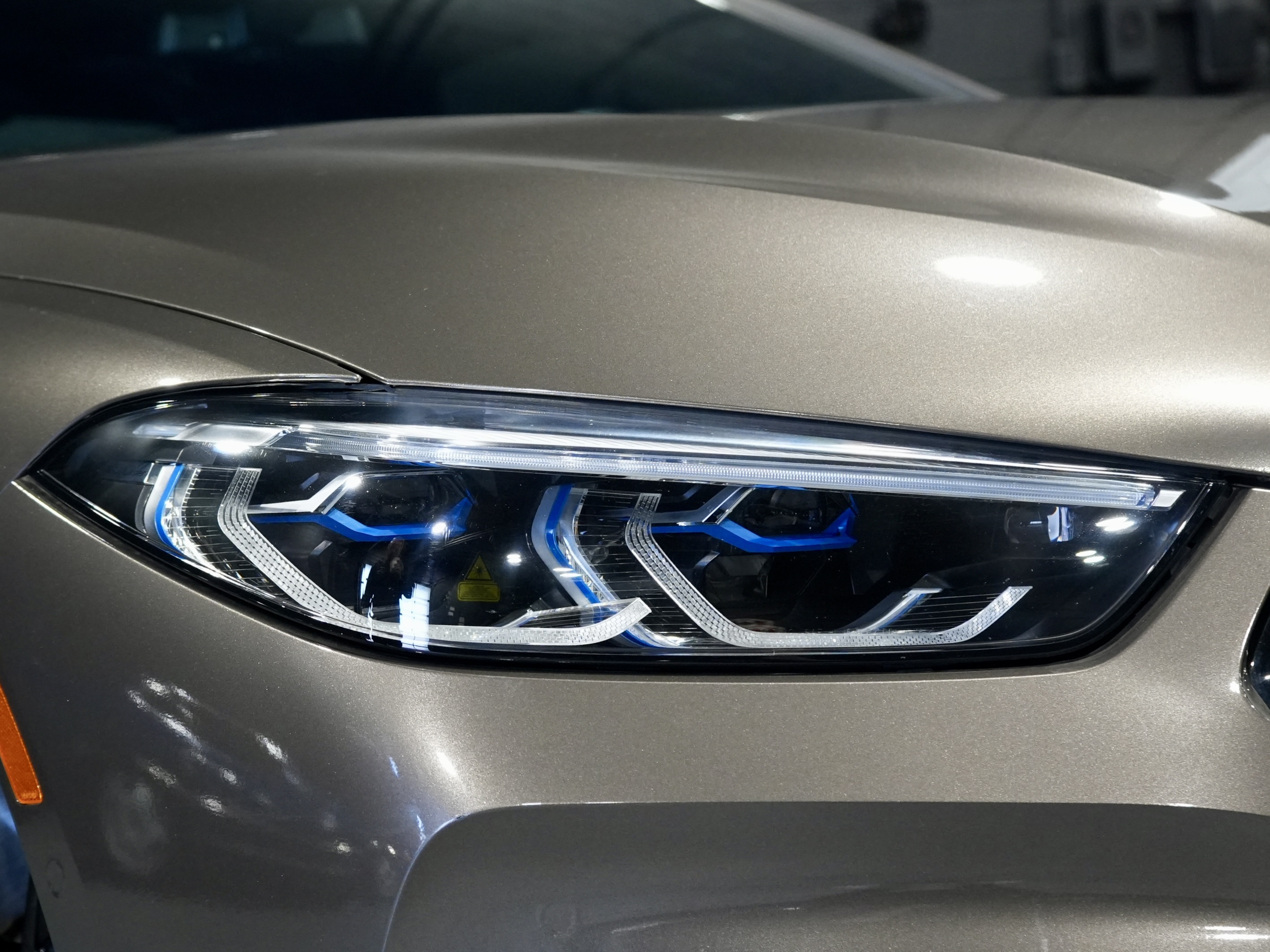 BMW 8 серии 2022