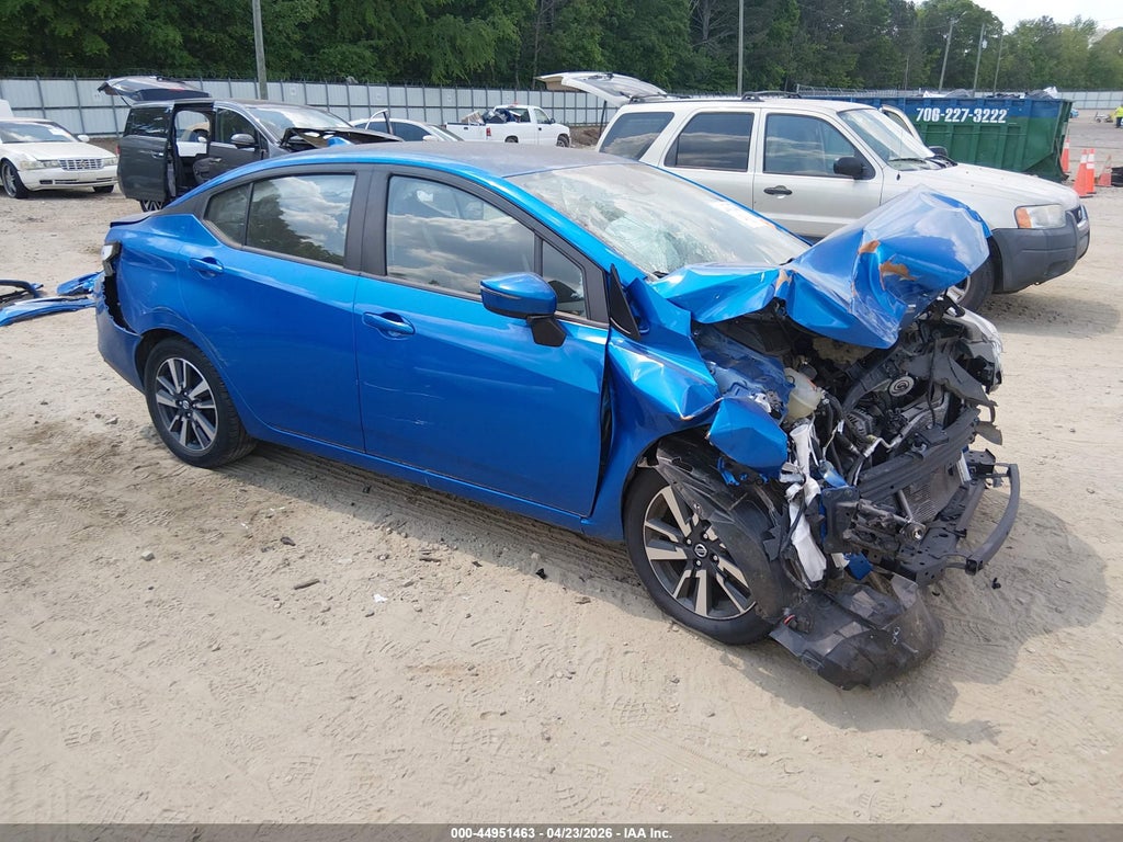 Nissan Versa 2021