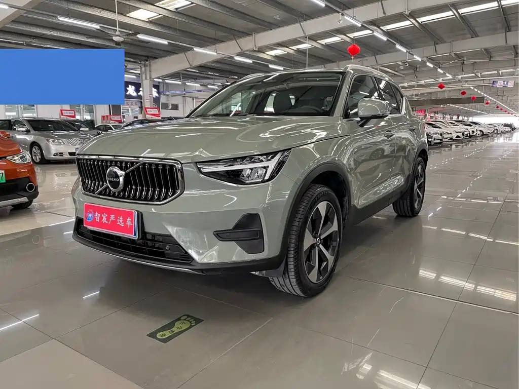 Volvo XC40 2024