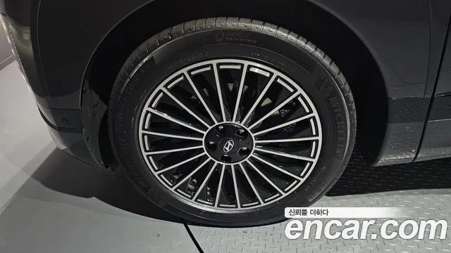 Hyundai IONIQ 9 2025