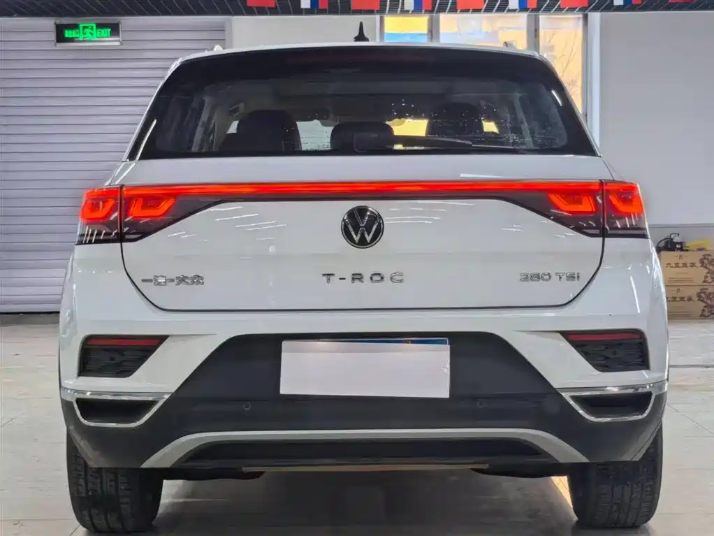 Volkswagen T-Roc 2023