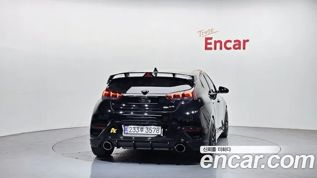 Hyundai Veloster 2021