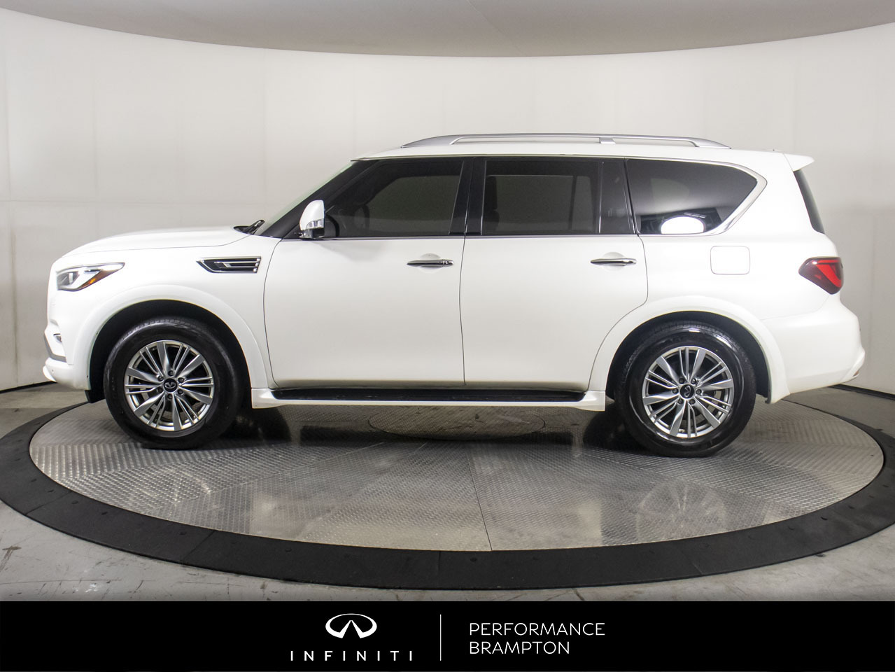 Infiniti QX80 2021
