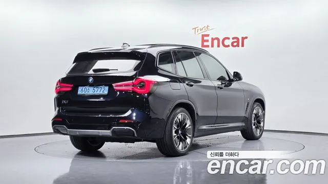 BMW iX3 2022
