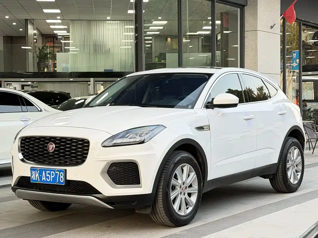 Jaguar E-Pace 2024