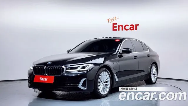 BMW 5 серии 2021