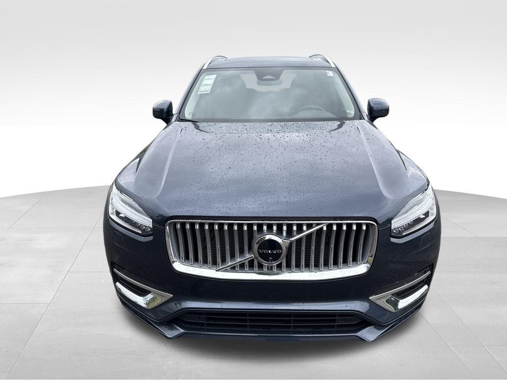 Volvo XC90 2025