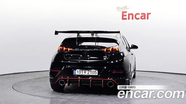 Hyundai Veloster 2021