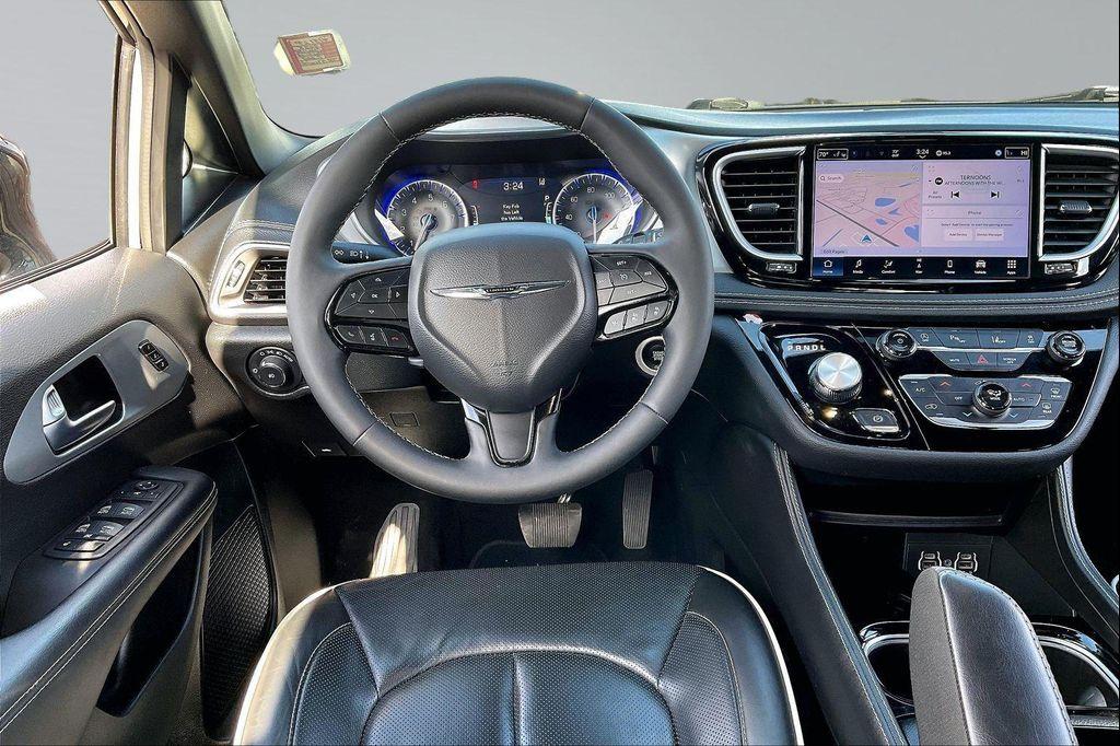 Chrysler Pacifica 2025