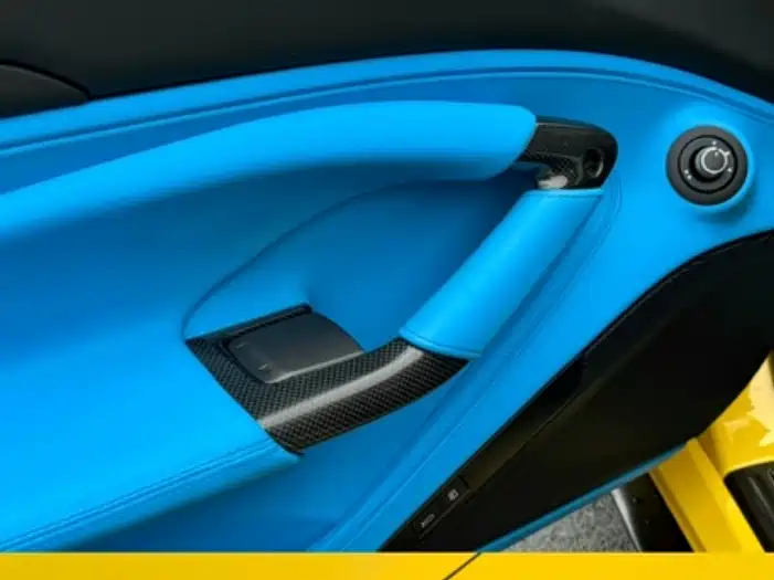 Ferrari F8 2022