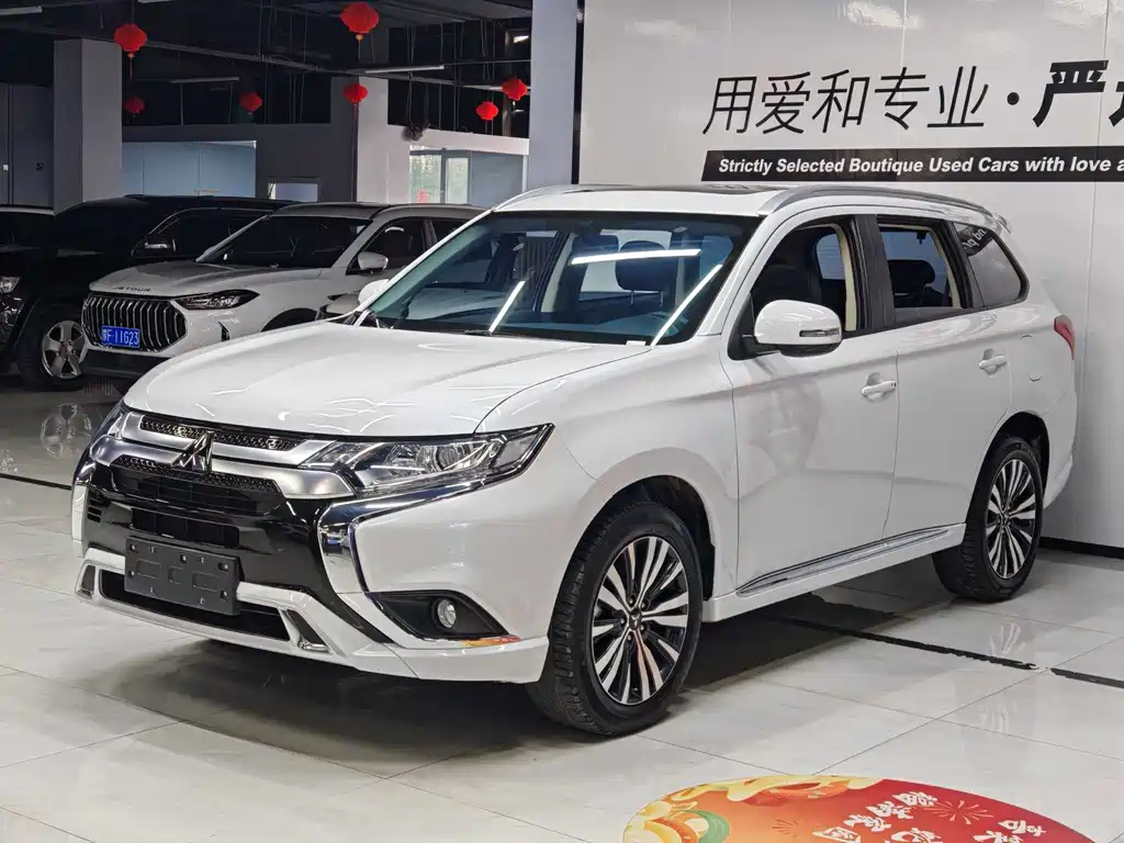 Mitsubishi Outlander 2022
