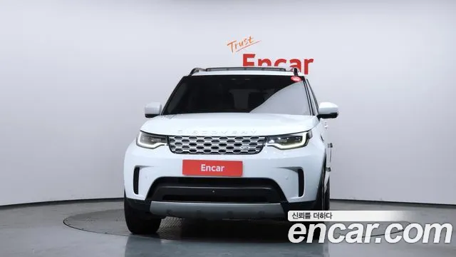 Land Rover Discovery 2022