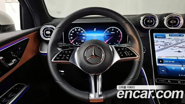 Mercedes-Benz GLC 2023