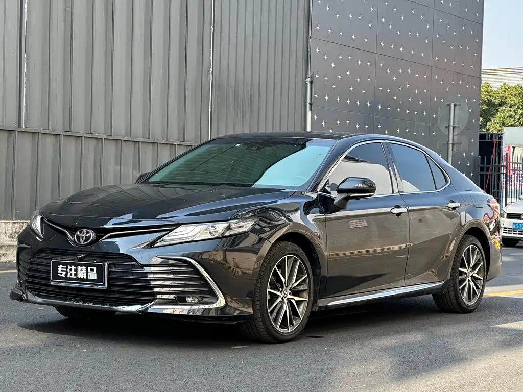 Toyota Camry 2023