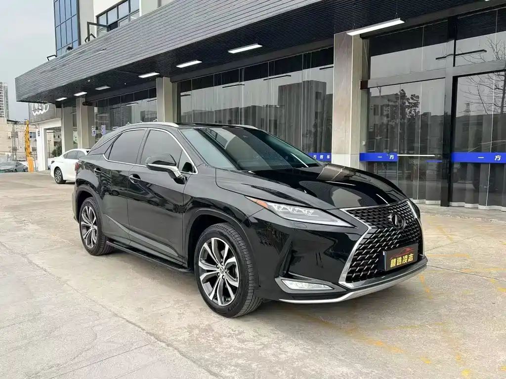 Lexus RX 2022