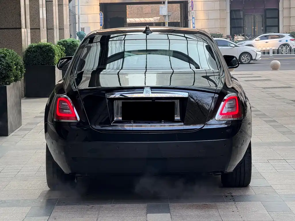 Rolls-Royce Ghost 2022