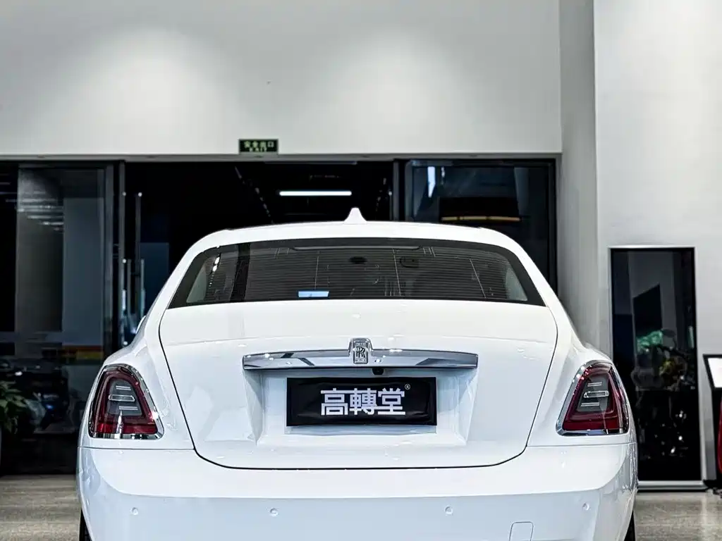 Rolls-Royce Ghost 2024