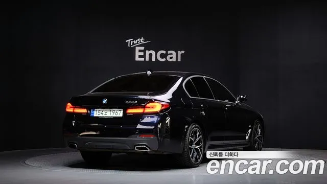 BMW 5 серии 2021