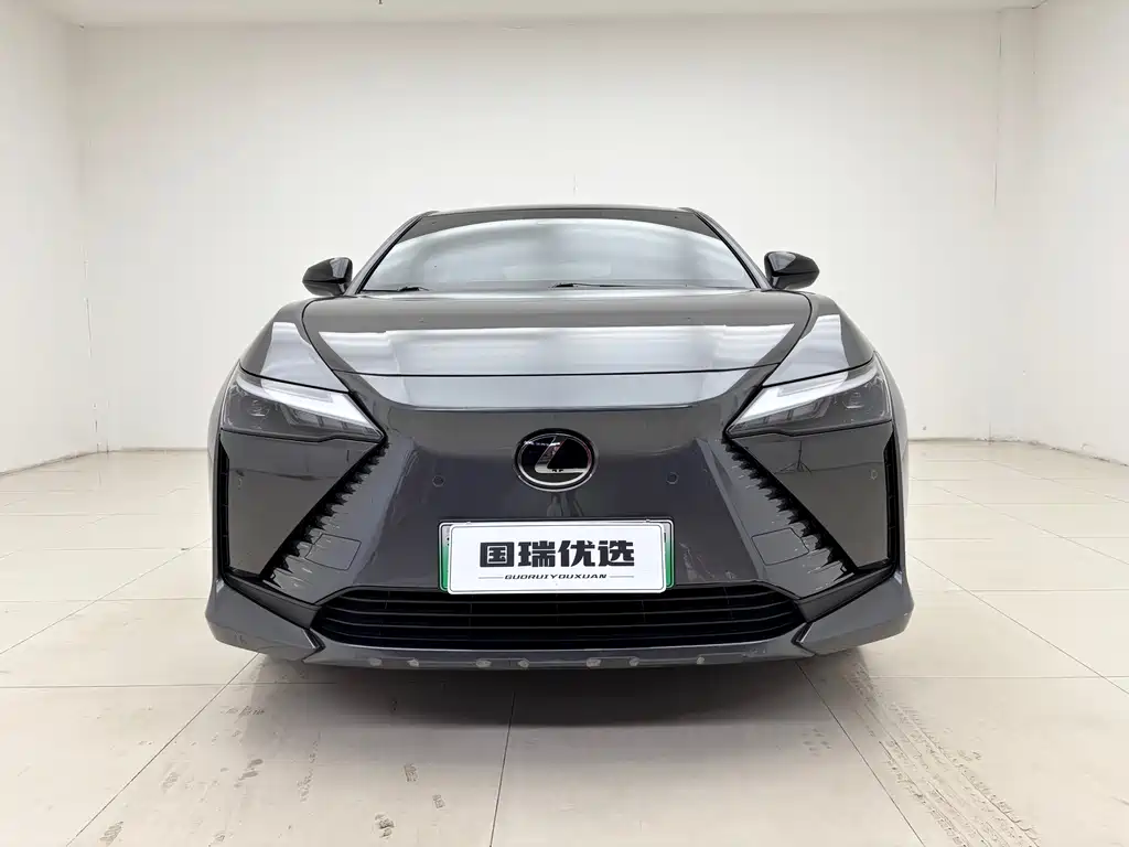 Lexus RZ 2024