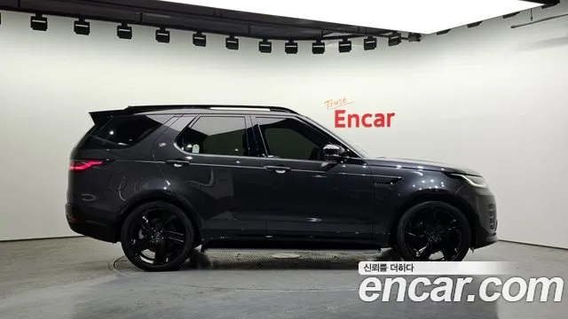 Land Rover Discovery 2025