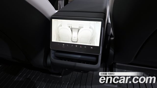 Tesla Model 3 2025