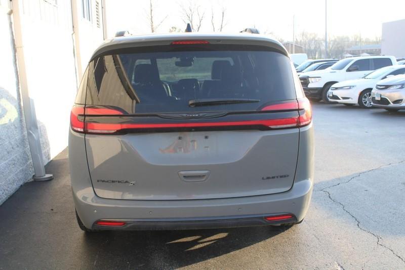 Chrysler Pacifica 2025