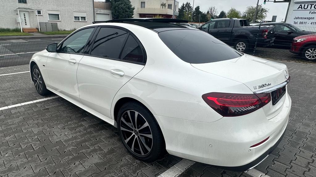 Mercedes-Benz E 300 2021