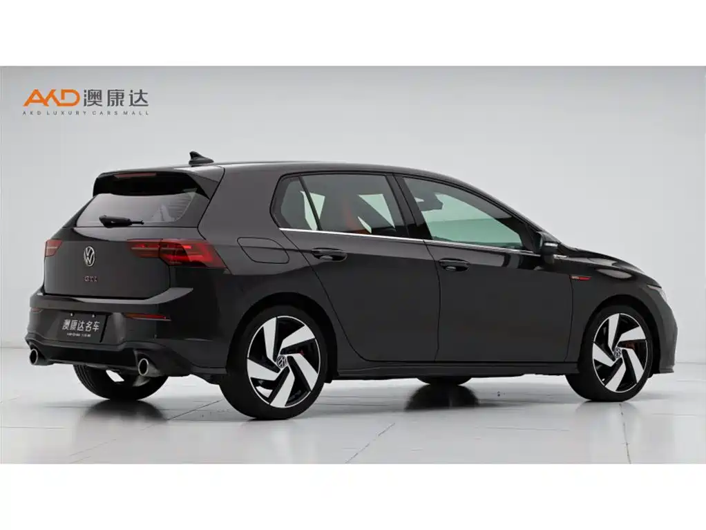 Volkswagen Golf GTI 2024