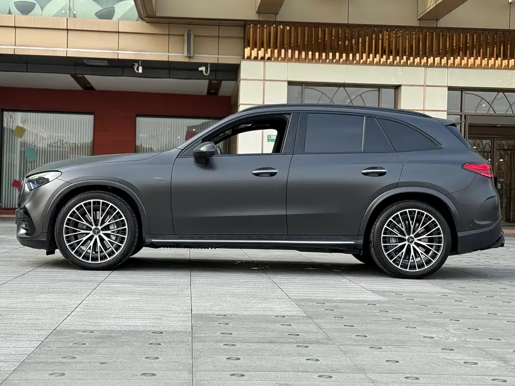 Mercedes-Benz GLC AMG 2024