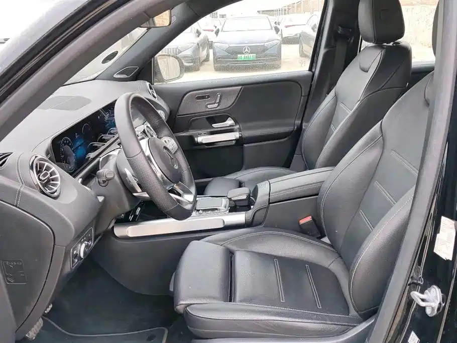 Mercedes-Benz EQB 2022