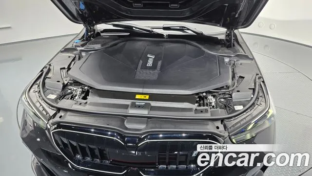 BMW i5 2023