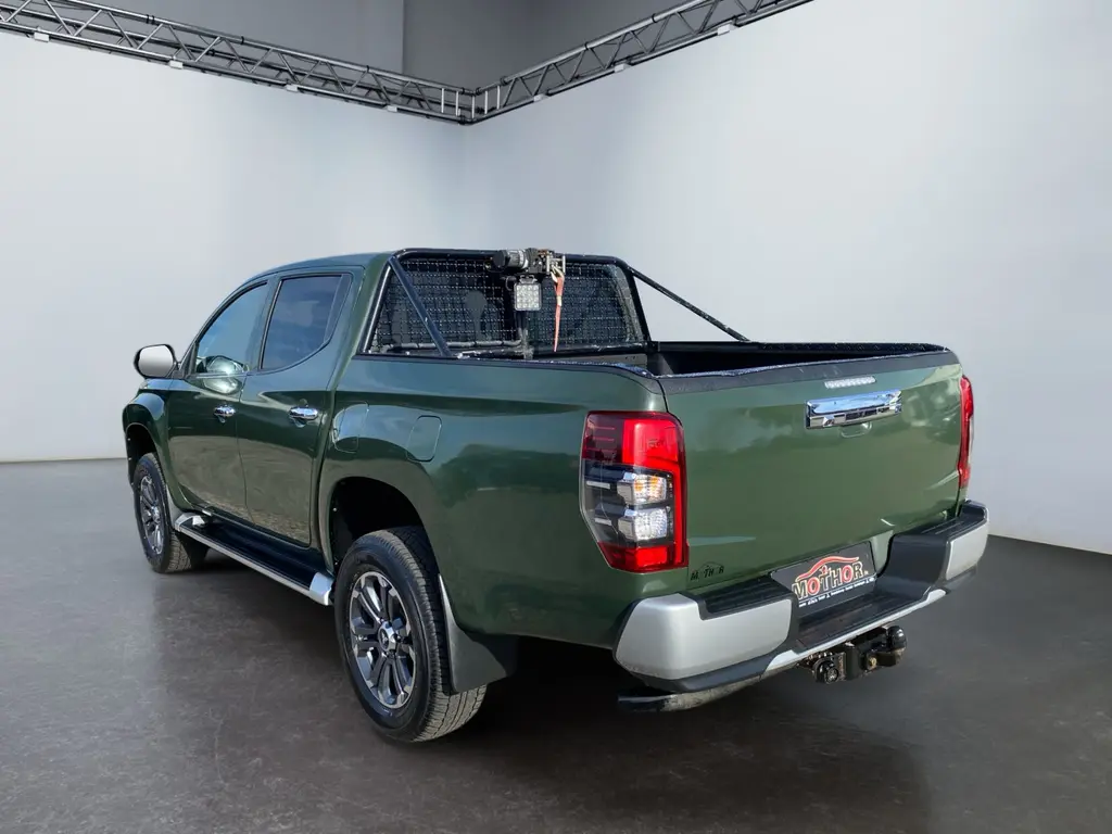 Mitsubishi L200 2022