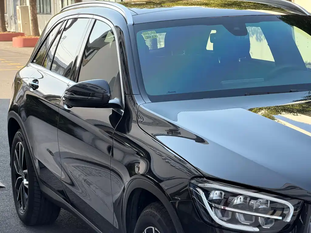 Mercedes-Benz GLC 2023