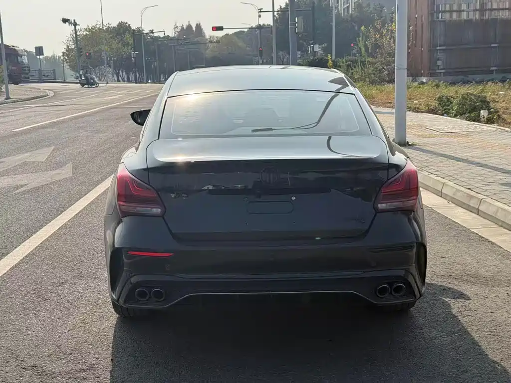 MG MG5 2022