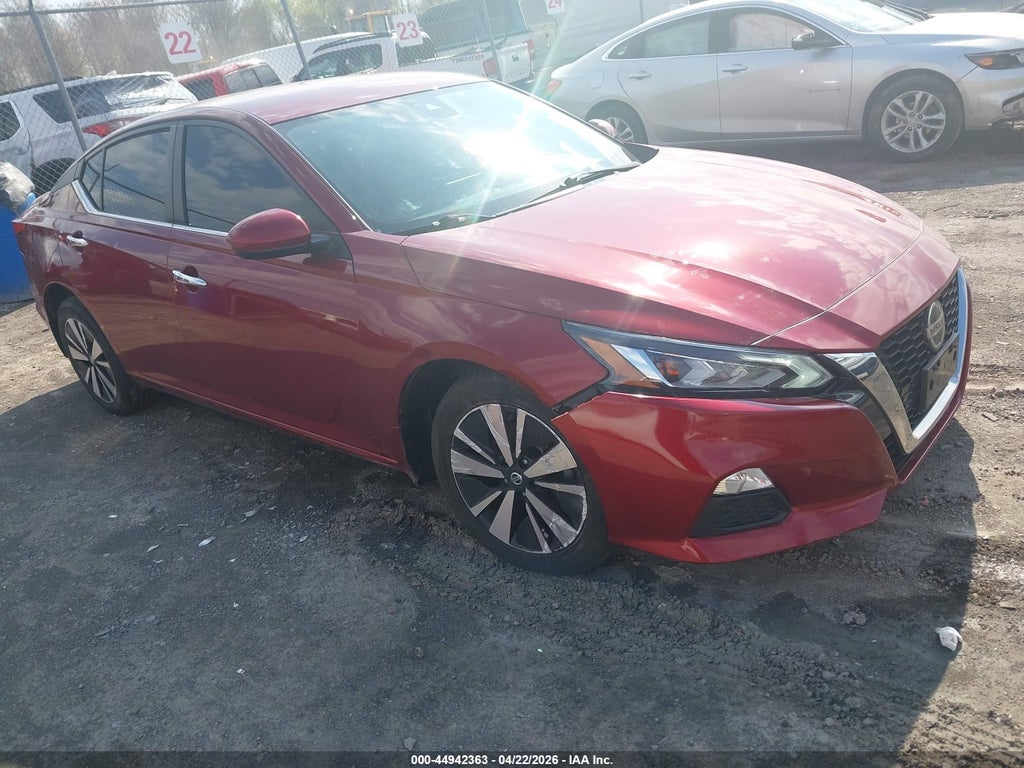 Nissan Altima 2022