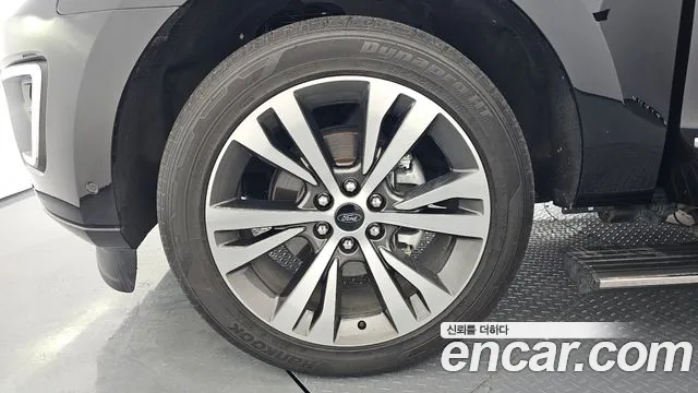Ford Expedition 2021