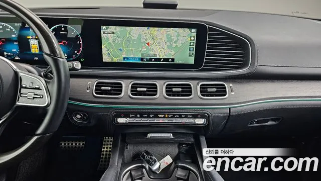 Mercedes-Benz GLS 2023