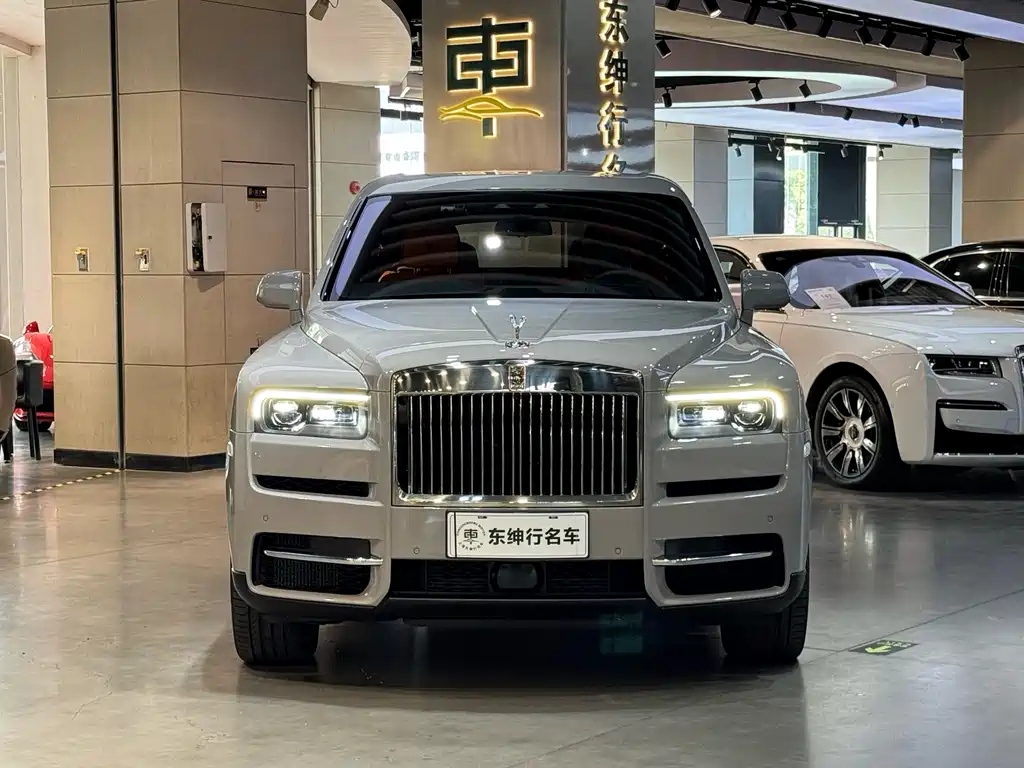 Rolls-Royce Cullinan 2022