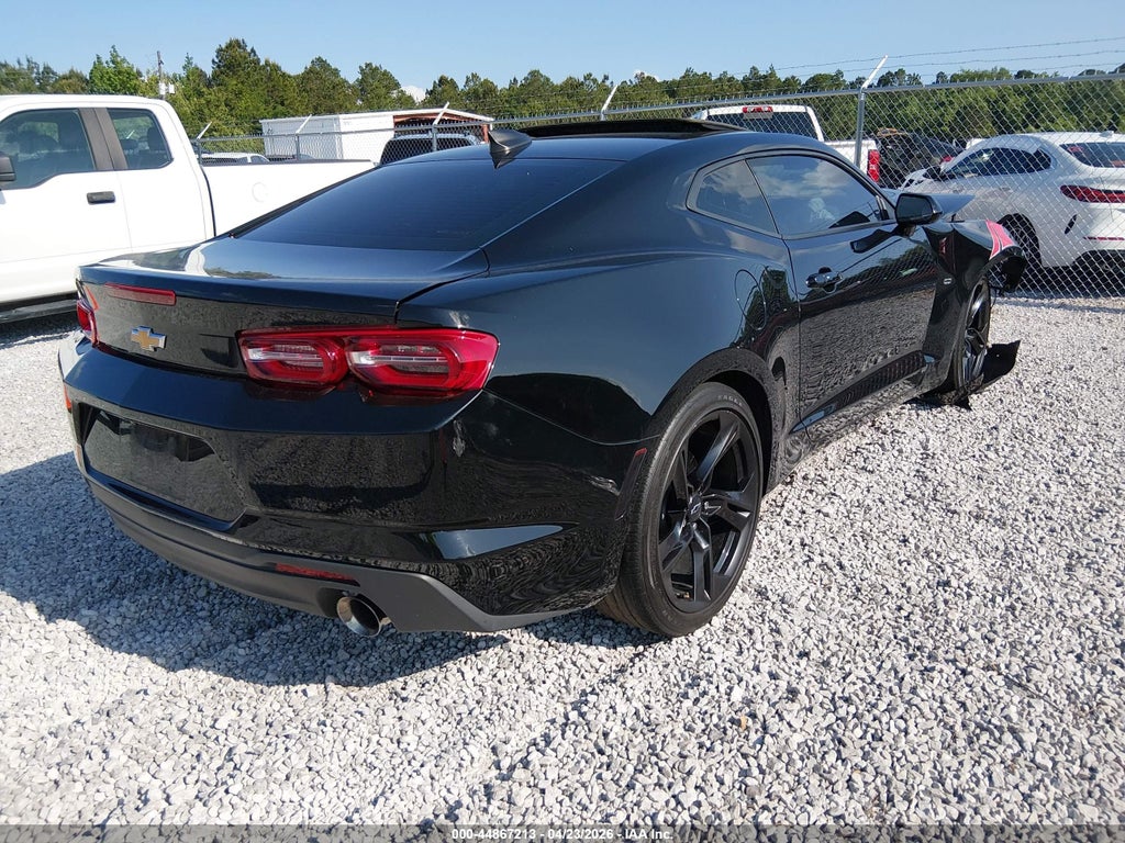 Chevrolet Camaro 2021