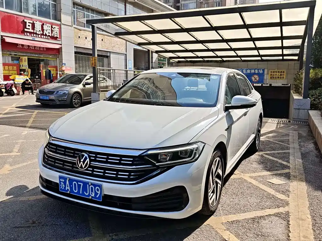 Volkswagen Jetta 2023