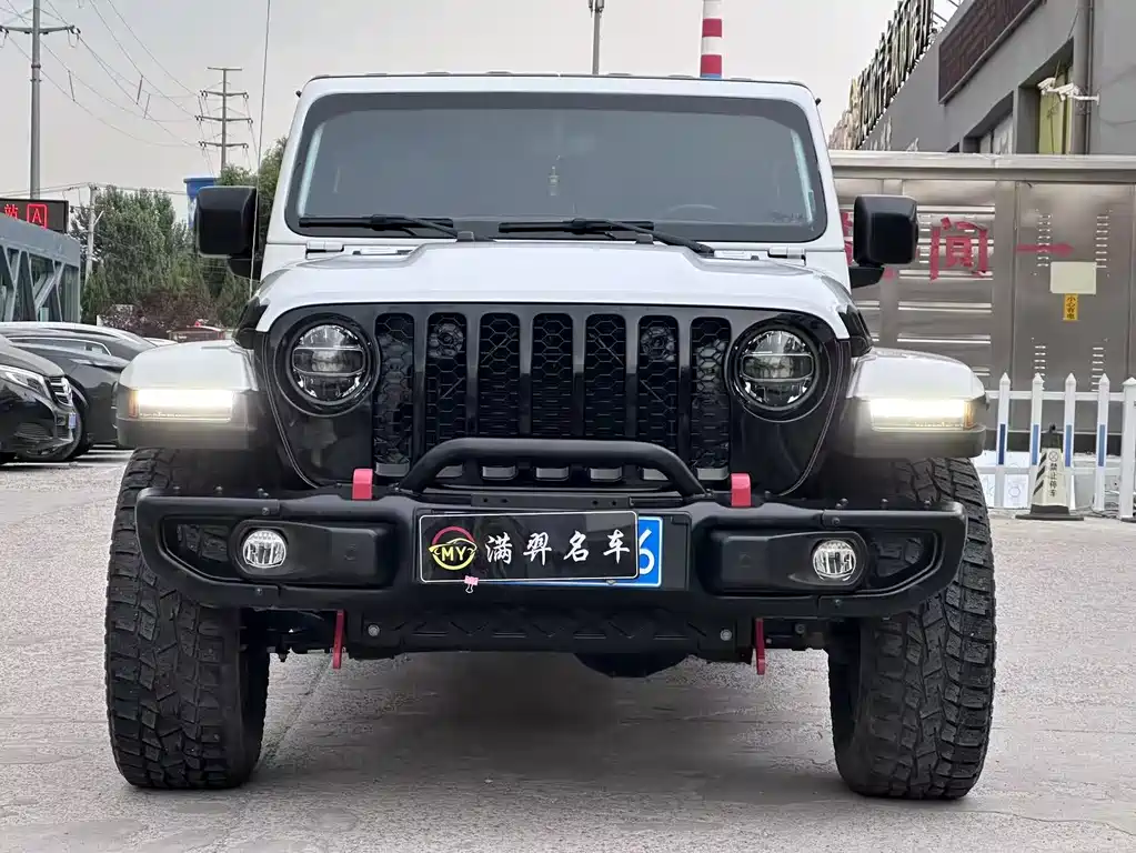 Jeep Gladiator 2023