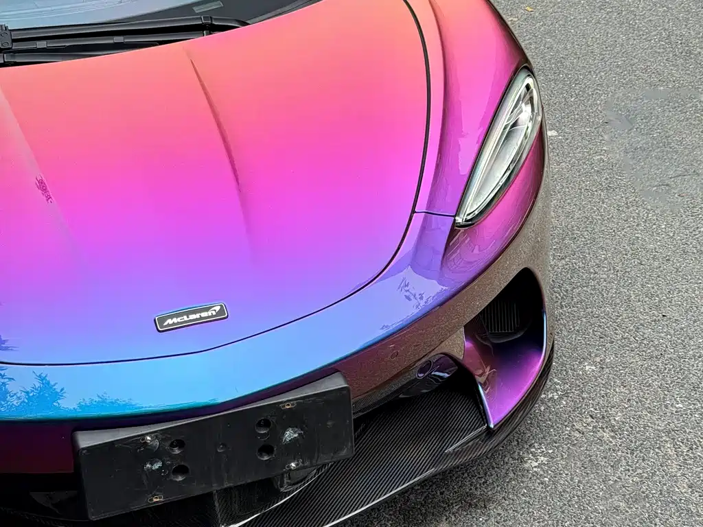 McLaren GT 2023