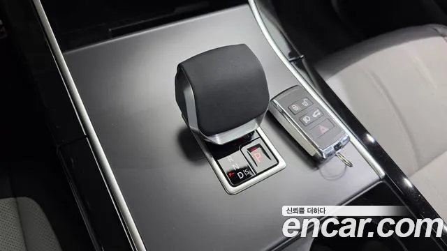Land Rover Range Rover Evoque 2025