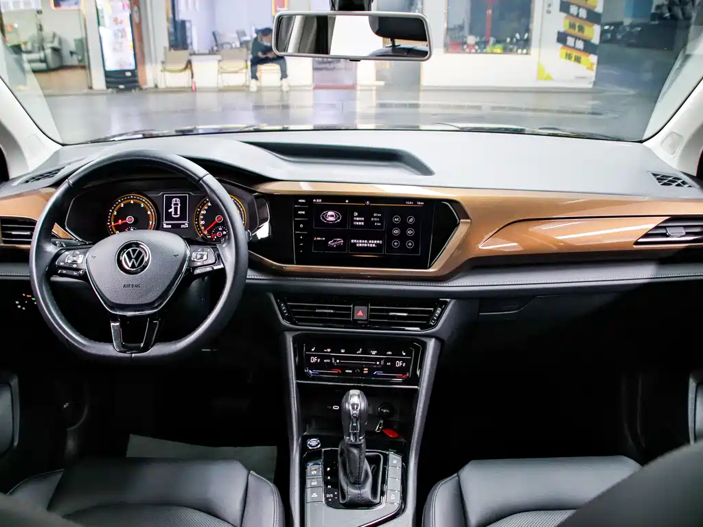 Volkswagen Tharu 2022